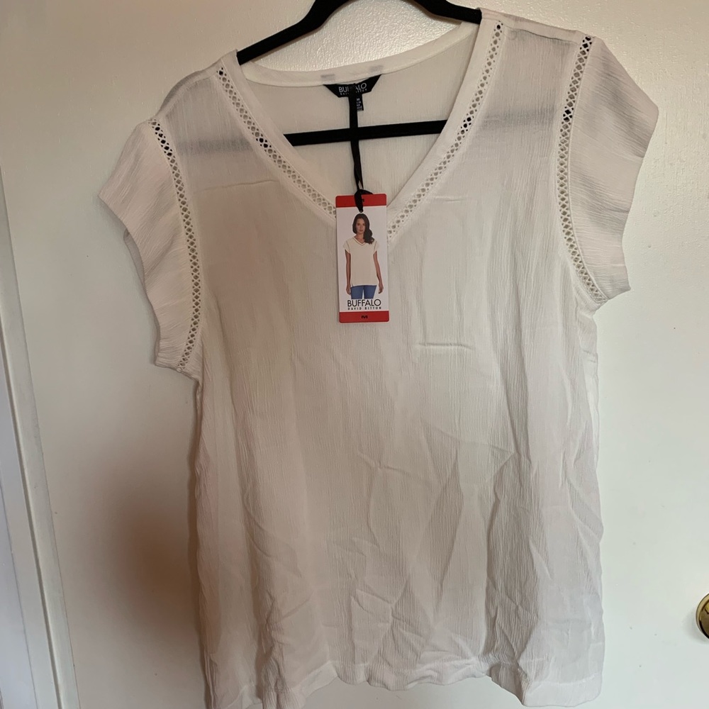Buffalo V Neck Top